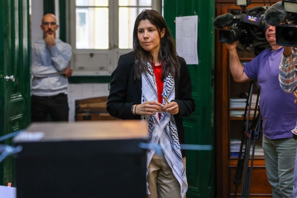 Mariana Mortágua lembra 50 anos de eleições livres e apela ao voto em