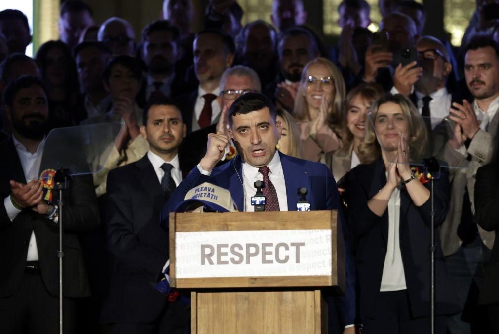 Nacionalista George Simion reconhece derrota nas presidenciais romenas