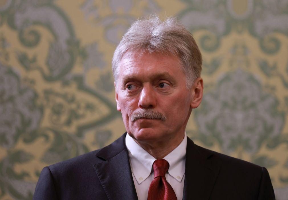 Rússia diz preferir solução diplomática para a guerra antes da conversa Putin-Trump