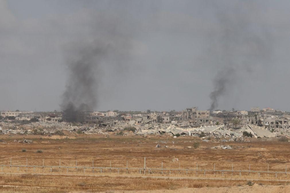 Pelo menos 136 mortos em ataques israelitas em Gaza no domingo