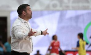 Alex Pinto deixa comando técnico do futsal feminino do Benfica