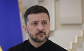 Zelensky rejeita exigência russa de retirada militar de zonas que Kiev controla