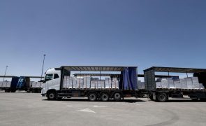 Israel anuncia que 93 camiões de ajuda entraram em Gaza
