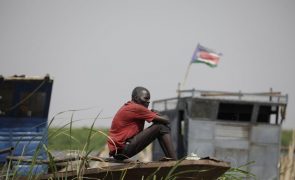 EUA devem manter controlo sobre imigrantes expulsos para Sudão do Sul - juiz
