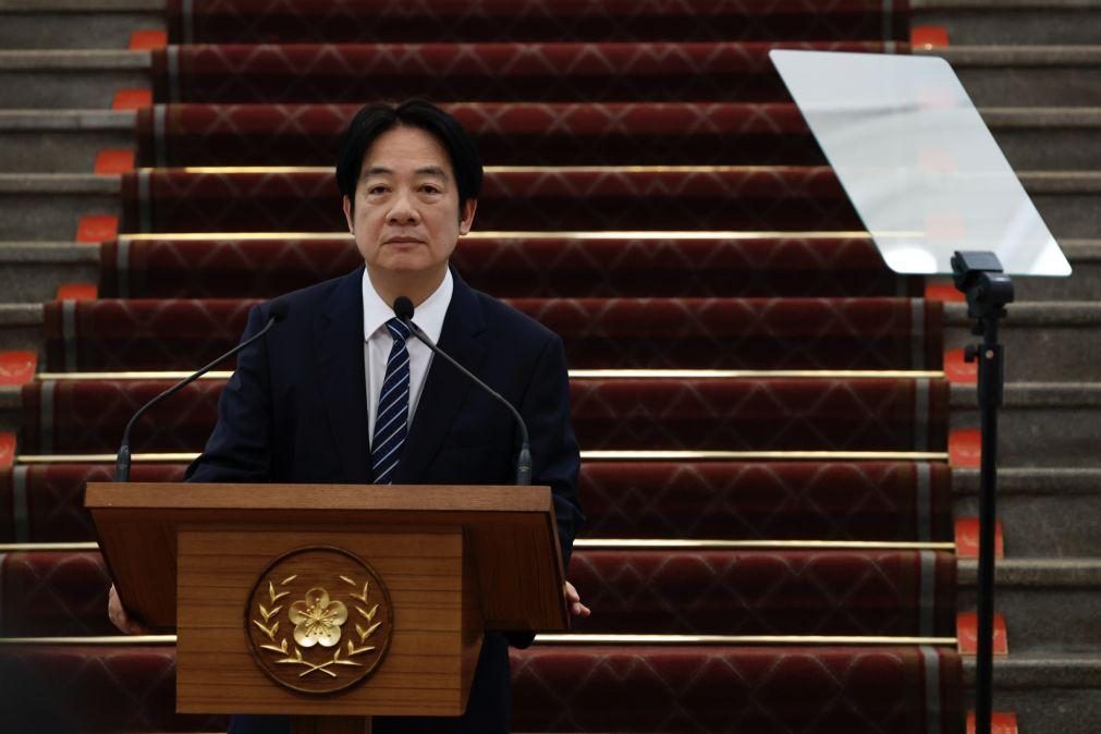 Partido no poder em Taiwan expulsa cinco por alegada espionagem a favor da China