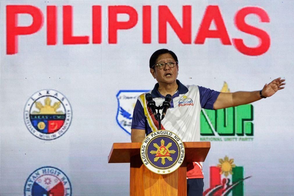 Presidente das Filipinas exige demissão do Governo após desaire eleitoral