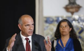 PCP diz que revisão da Constituição é 