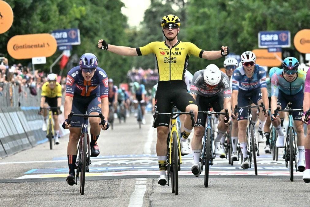 Olav Kooij vence 12.ª etapa do 'Giro' ao sprint, Isaac del Toro segue líder