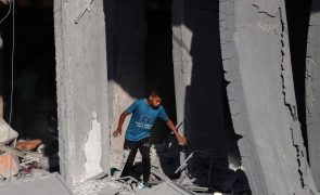 Defesa Civil da Palestina regista 52 mortes por ataques israelitas