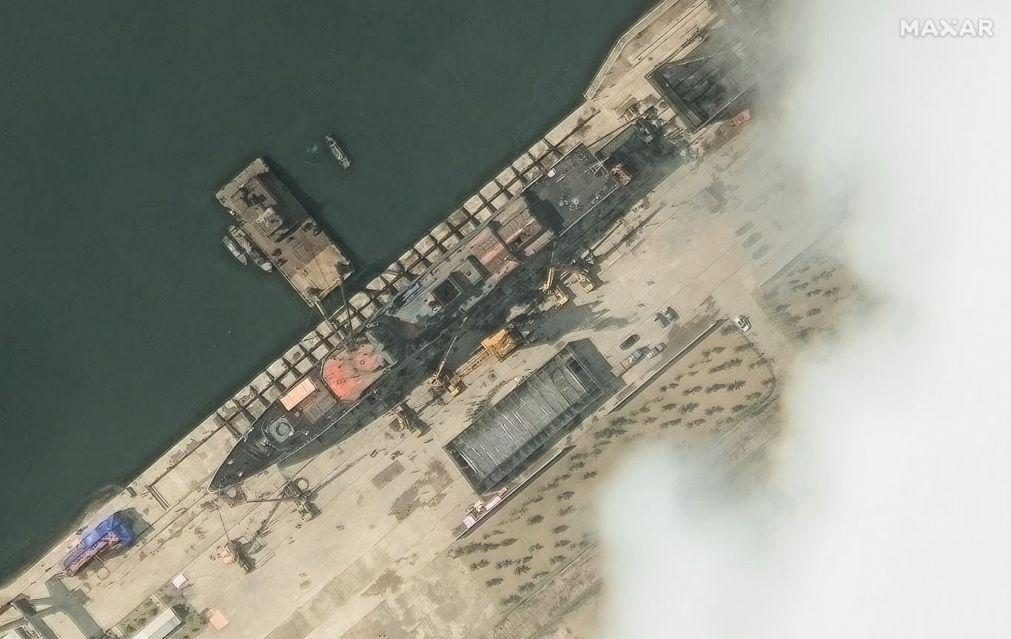 Pyongyang abre investigação a acidente durante lançamento de navio de guerra