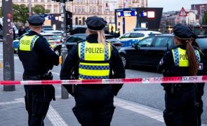 Suspeita de ataque com faca na estação de Hamburgo tem indícios de doença mental