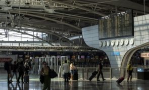 Nevoeiro e sistema inoperacional obrigam voos a divergirem do Aeroporto do Porto