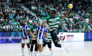 Ponta espanhol Mamadou Gassama prolonga ligação ao Sporting