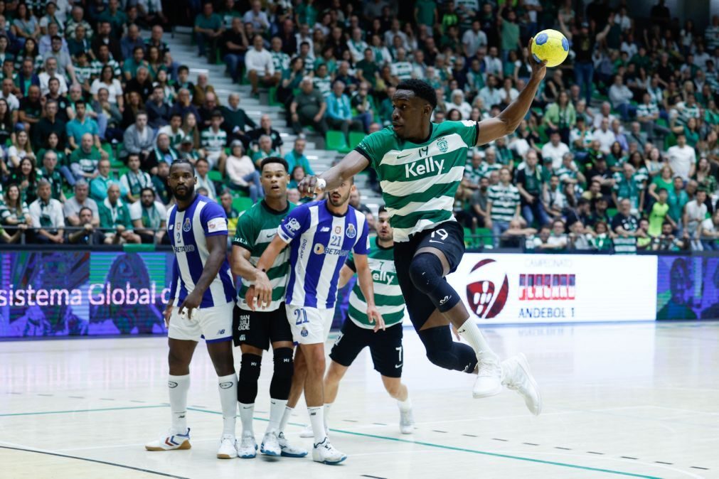Ponta espanhol Mamadou Gassama prolonga ligação ao Sporting