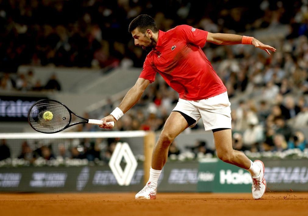 Djokovic apura-se para 2.ª ronda em Roland Garros
