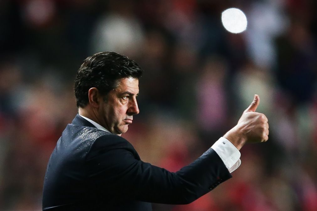 Rui Vitória olha apenas para