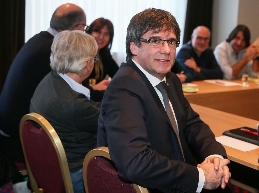 Parlamento da Catalunha leva caso Puigdemont a tribunal europeu