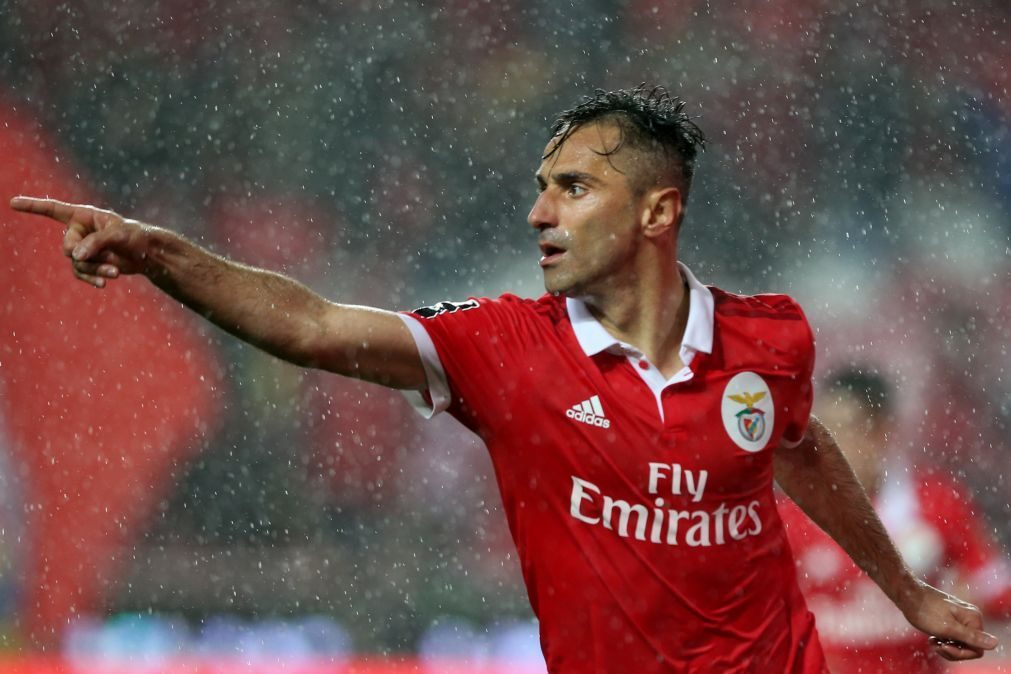 Chuva de golos no Benfica-Marítimo com hat-trick de Jonas [Golos e casos em vídeos]