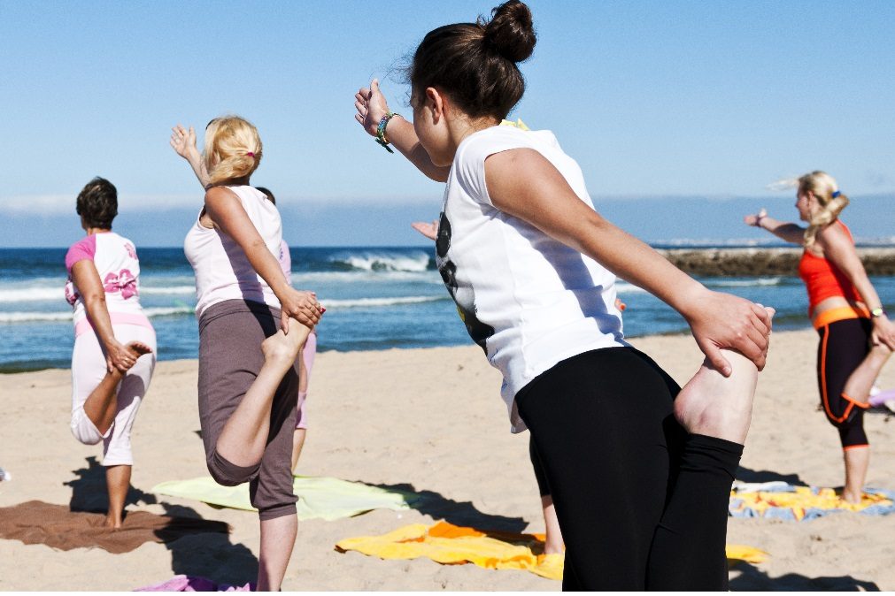 Yoga, canoagem, windsurf, golfe, zumba e aulas para mães. Em Almada, e grátis!