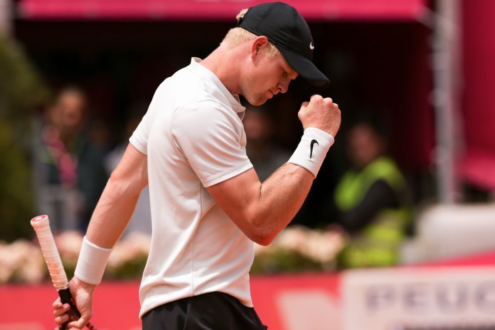 Estoril Open: Kyle Edmund estreia-se com triunfo sobre Alex de Minaur