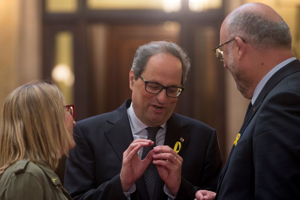 Esquerda radical abstém-se e viabiliza posse de Quim Torra na Catalunha