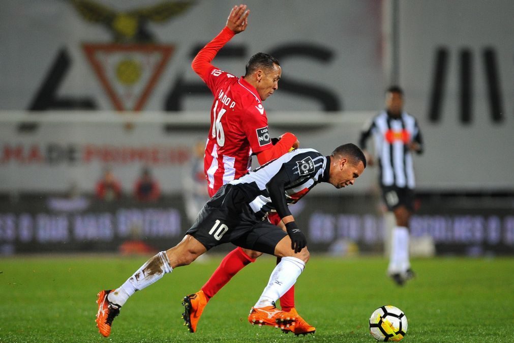 Ewerton assinou contrato por quatro temporadas com FC Porto