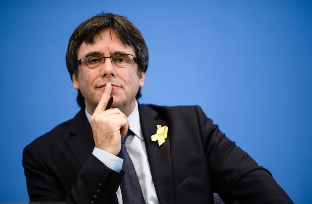 Carles Puigdemont regressa à Bélgica este fim-de-semana