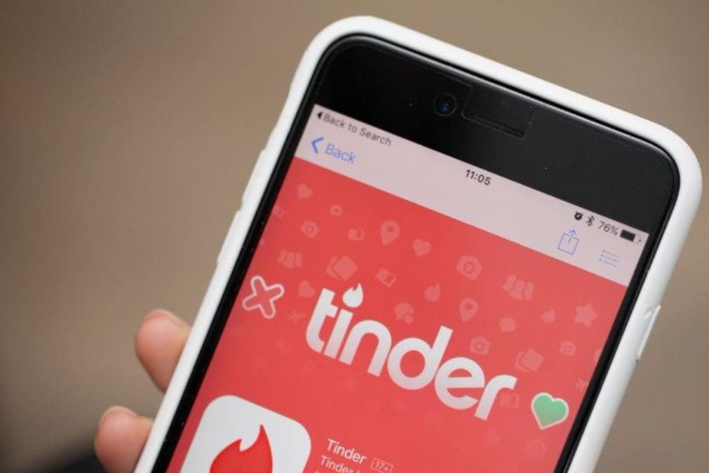 14 erros que está a cometer no Tinder