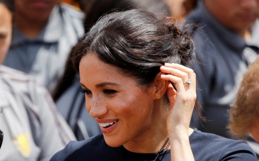 Meghan Markle usa colar com significado especial