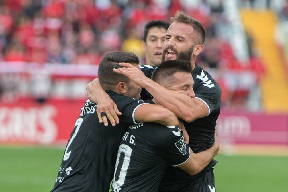 Nacional vence Desportivo das Aves e sobe a 12.º da I Liga [vídeo]