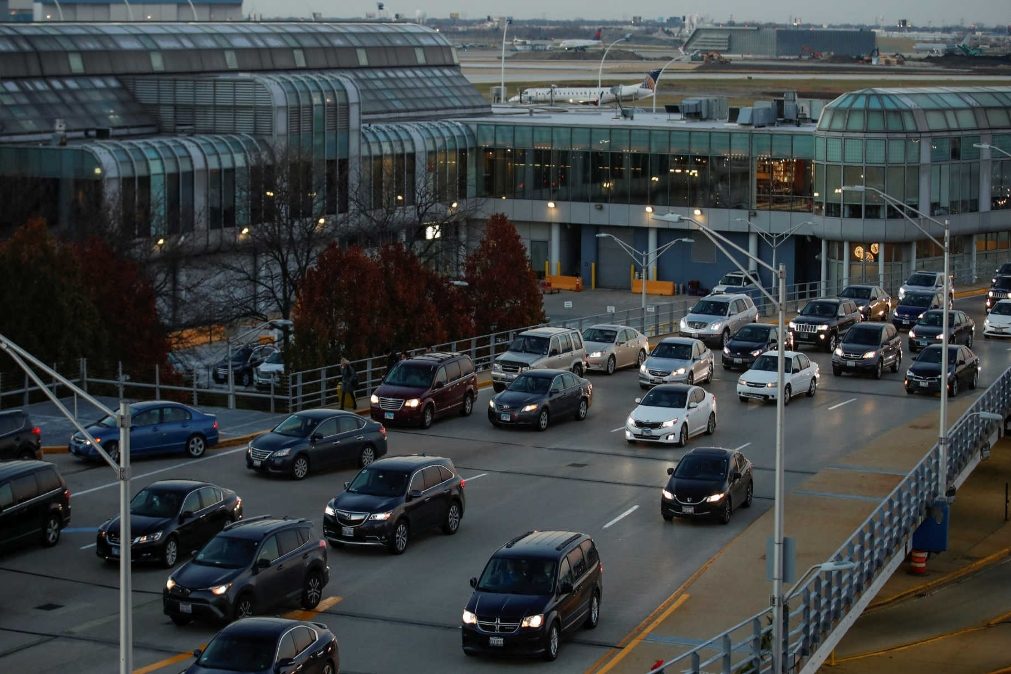 Mulher de 67 anos com Parkinson abandonada em aeroporto