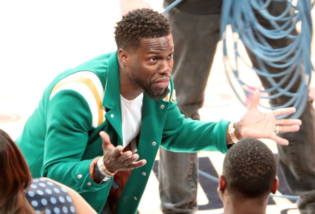 Kevin Hart faz primeira aparição pública após acidente quase fatal