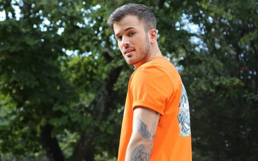 David Carreira está solteiro