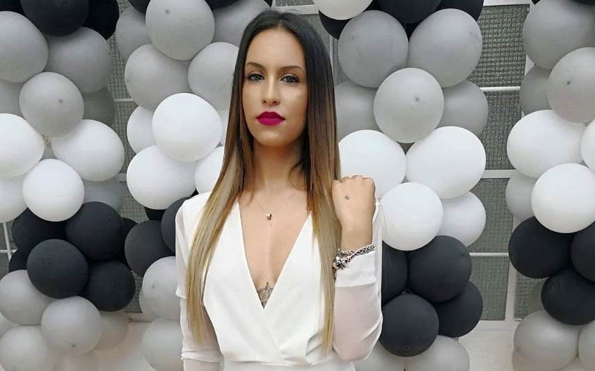 Kika Gomes anuncia gravidez