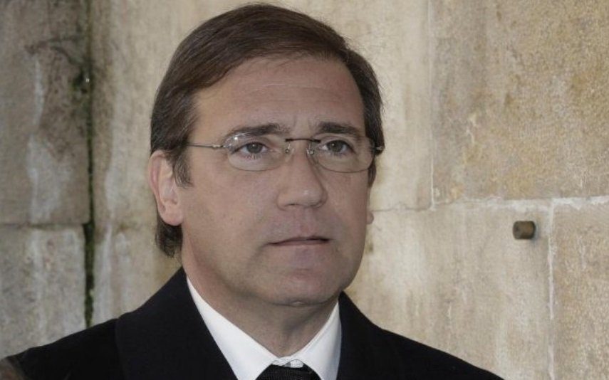 Pedro Passos Coelho chora a morte do pai