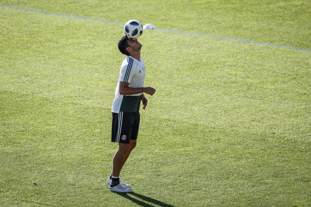 Oficial: Wolves contrata Raúl Jiménez ao Benfica