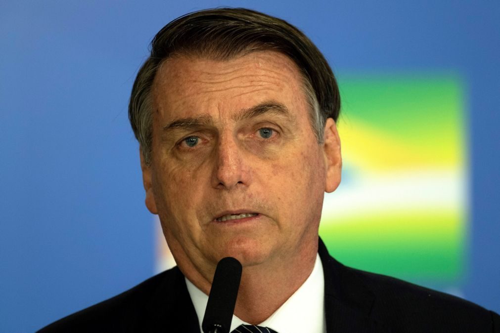 Bolsonaro convoca reunião de emergência devido à Venezuela