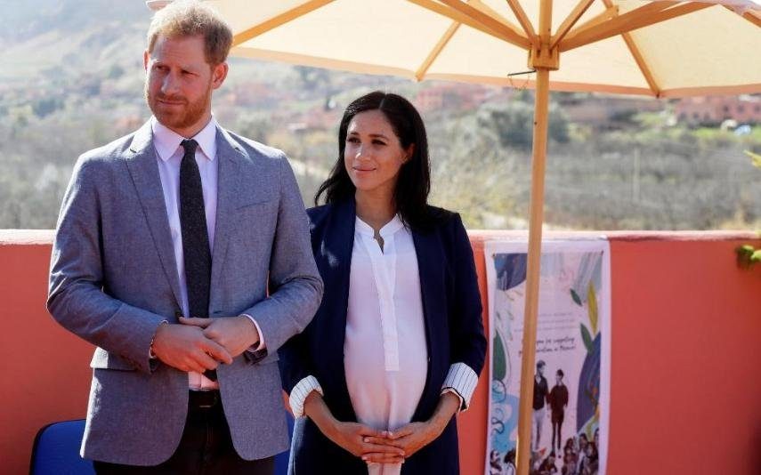 Meghan Markle tenta contrariar vontade da princesa Diana mas acaba no hospital