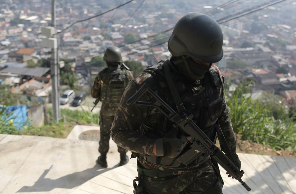 Mais de 65 mil pessoas foram assassinadas no Brasil em 2017