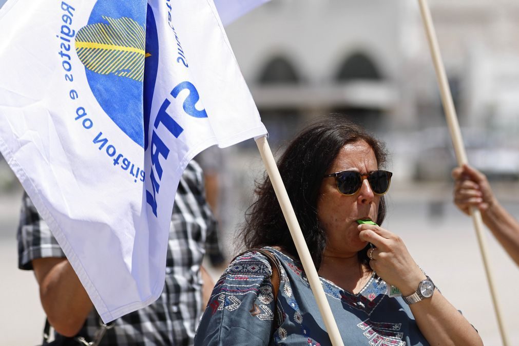 Greve: Trabalhadores dos Registos e Notariado param cinco dias em agosto