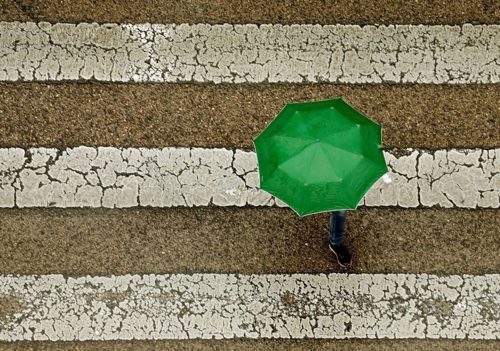 Açores sob aviso amarelo devido a chuva