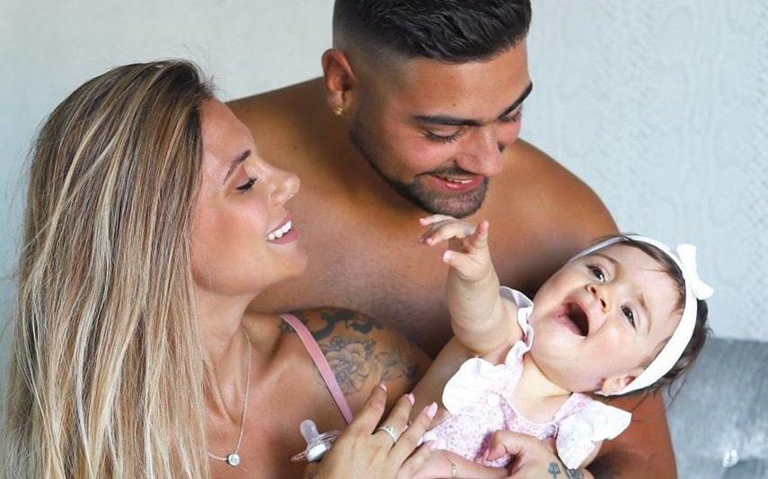 Liliana Filipa e Daniel Gregório Apresentam Ariel Melody ao irmão recém-nascido. Veja as imagens amorosas