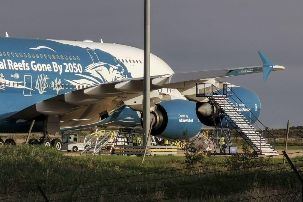 ÚLTIMA HORA |  Avião que transporta portugueses vindos da China já aterrou em França