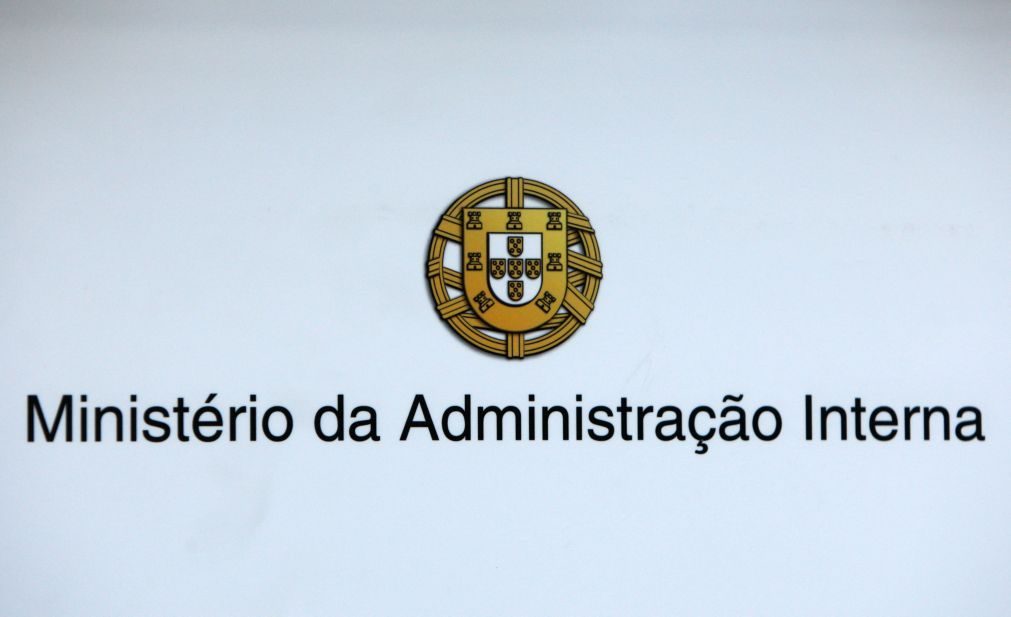 PSP e GNR detiveram 101 pessoas e enceraram 226 estabelecimentos por desobediência