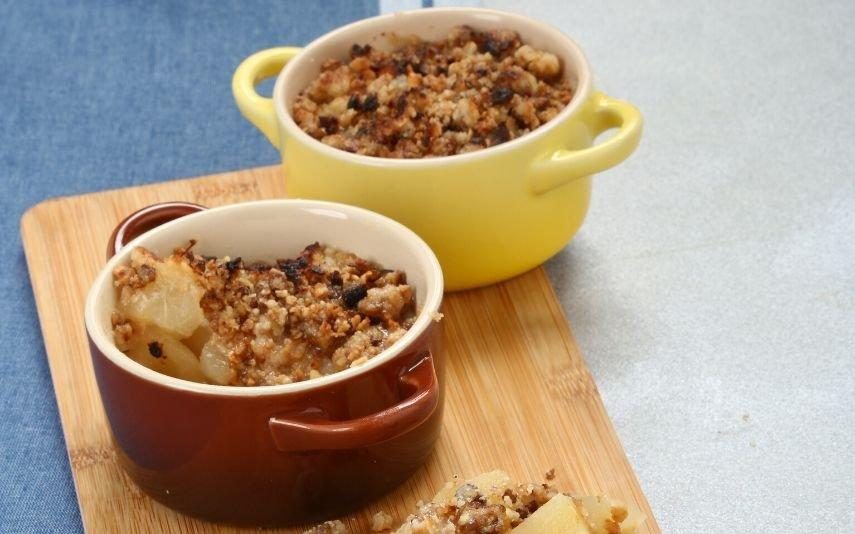 Crumble de Pêra A receita que deixa todos a babar e que se faz em 15 minutos