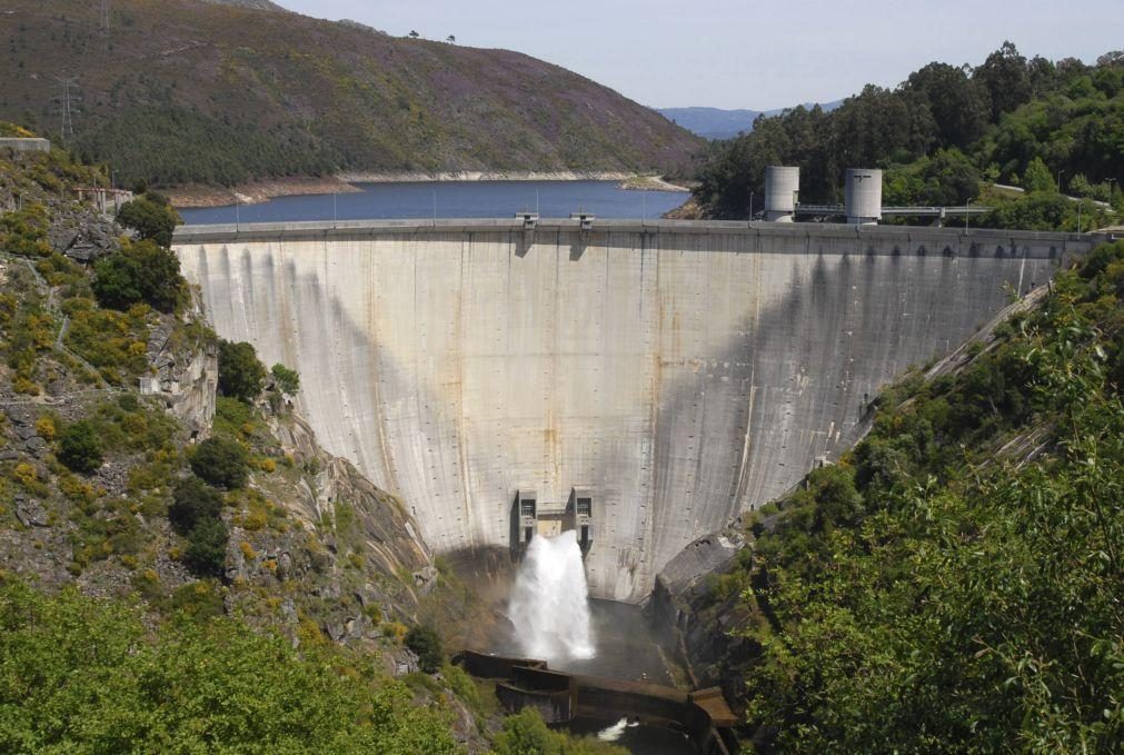 Ponte da Barca exige ao Governo abertura 