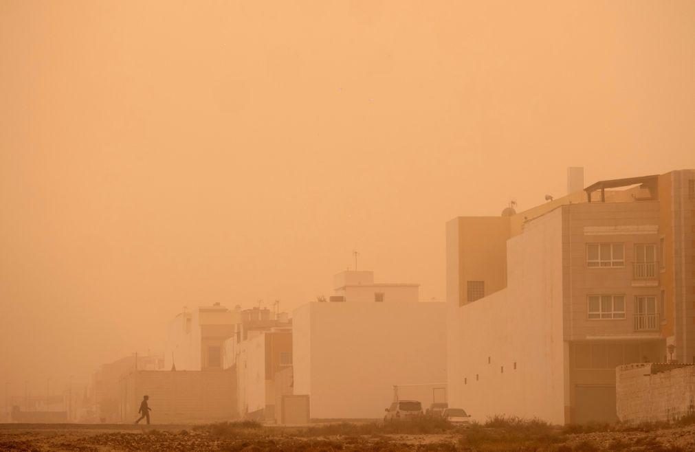 Poeiras do deserto do Sáara atingem Península Ibérica esta terça-feira