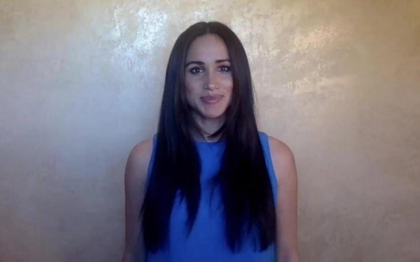 Meghan Markle Estreia-se no primeiro ato pós-Megxit com discurso poderoso e feminista