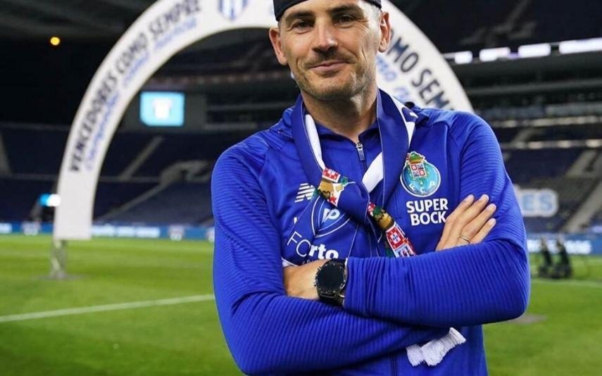 Iker Casillas emocionado após triunfo do Futebol Clube do Porto