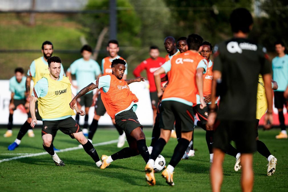 Portugal faz último treino antes do particular com a Espanha